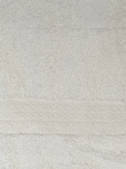 Face Towel in Snow 500 GSM