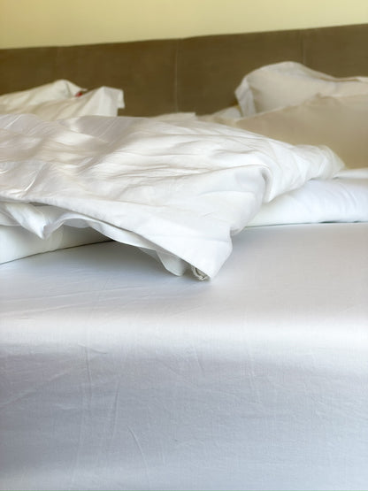 300 Thread Count Fitted Sheet in Snow