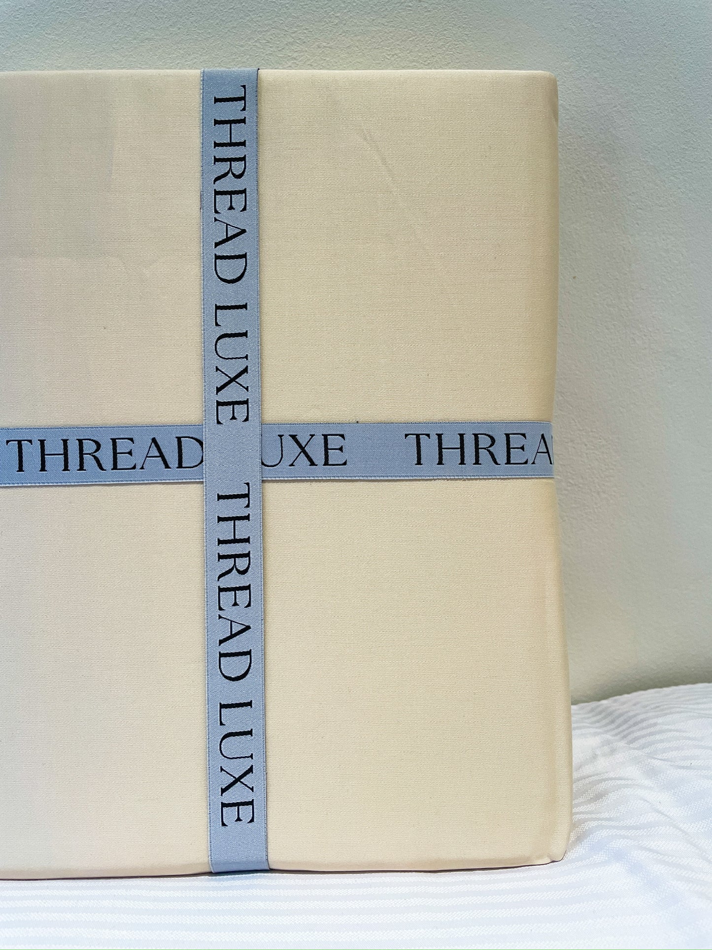 300 Thread Count Flat Sheet in Vanilla